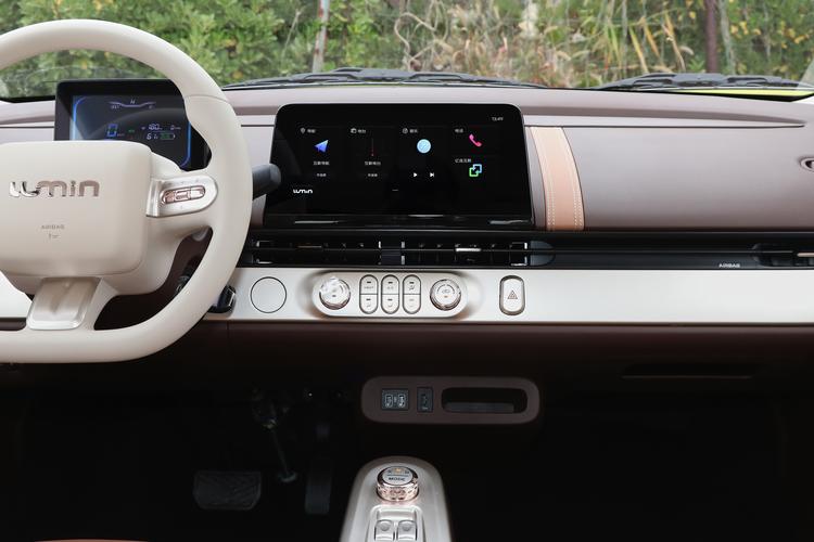 Фото машины 212