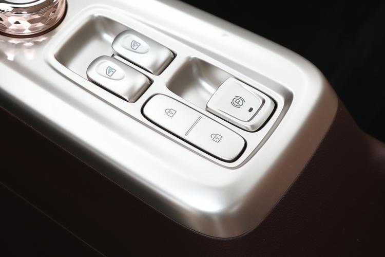 Фото машины 218