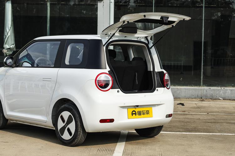 Фото машины 304