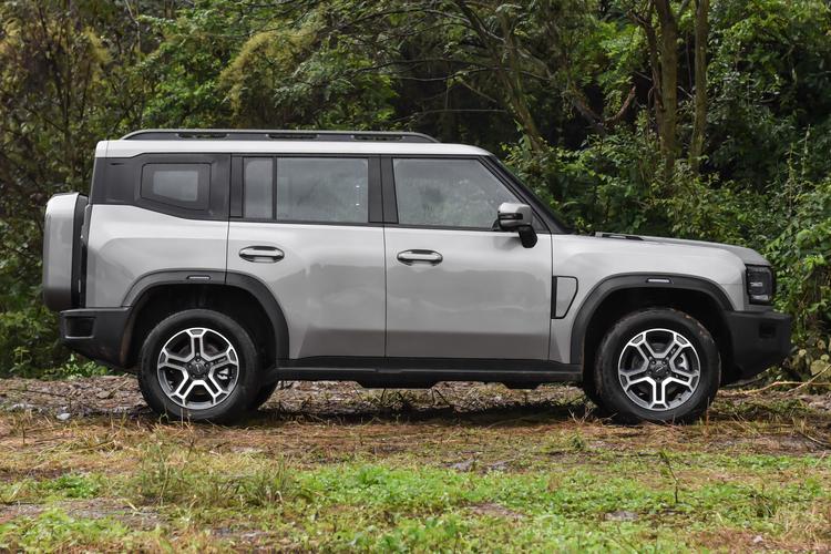 Фото машины 33