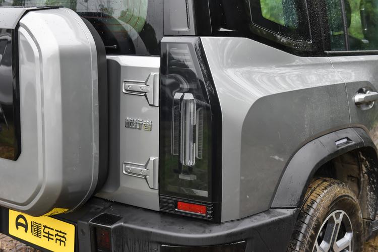 Фото машины 83