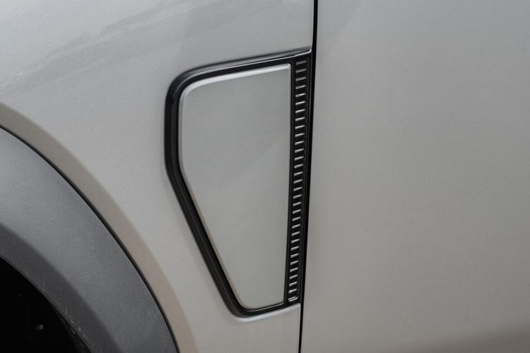 Фото машины 323