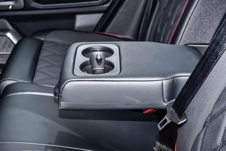 Фото машины 585