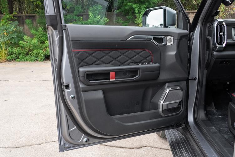 Фото машины 650