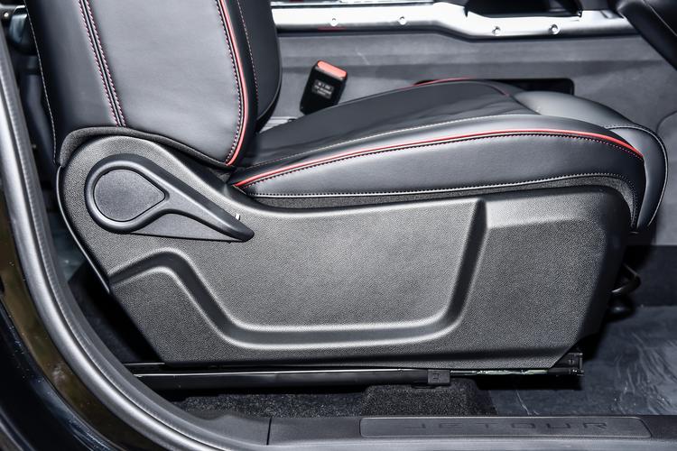 Фото машины 552