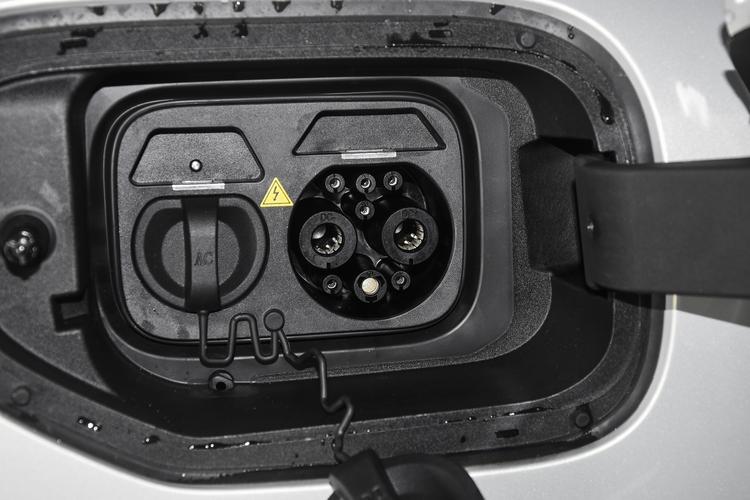 Фото машины 160