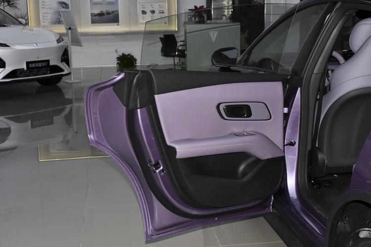 Фото машины 399