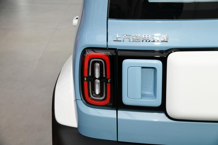 Фото машины 100