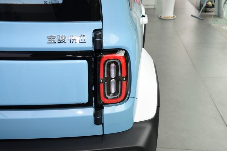 Фото машины 105