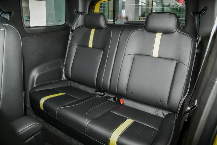 Фото машины 205