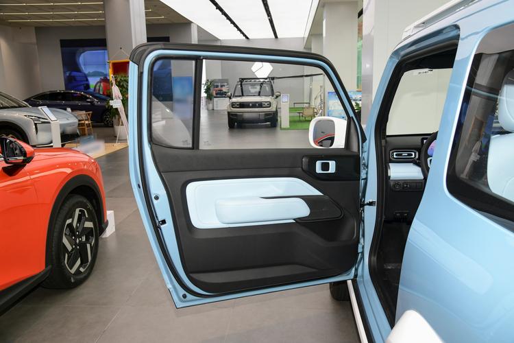 Фото машины 215