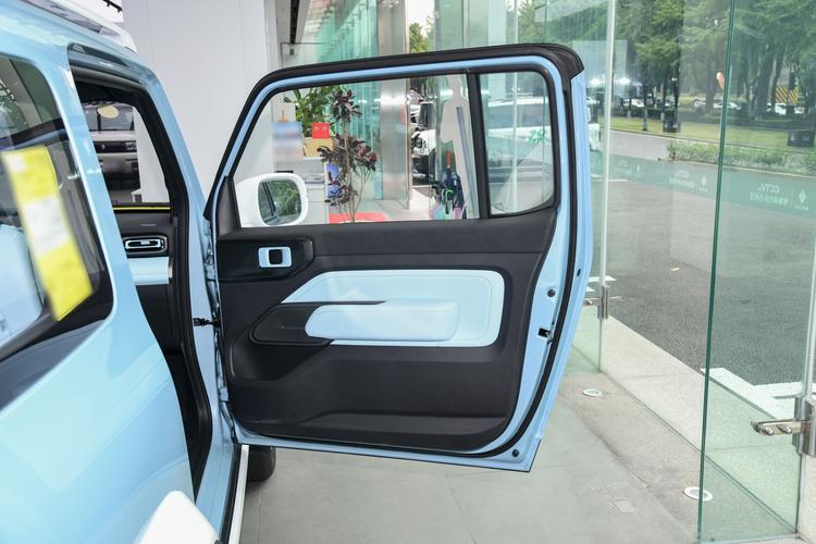 Фото машины 270