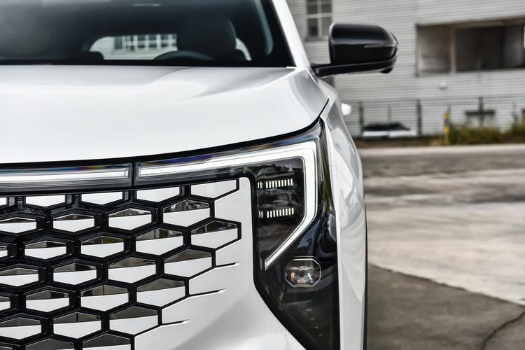 Фото машины 30