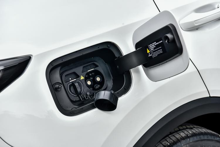 Фото машины 77