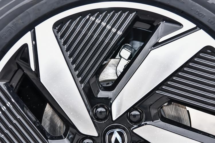 Фото машины 102