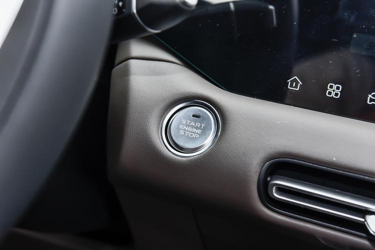 Фото машины 205