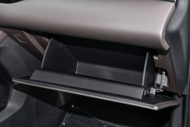 Фото машины 218