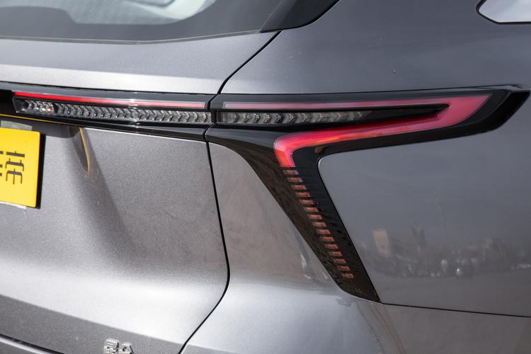 Фото машины 108