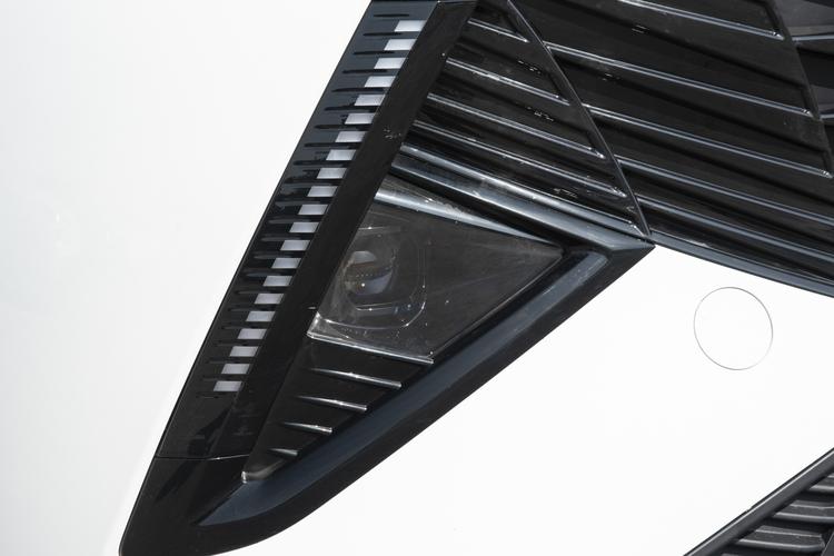 Фото машины 211