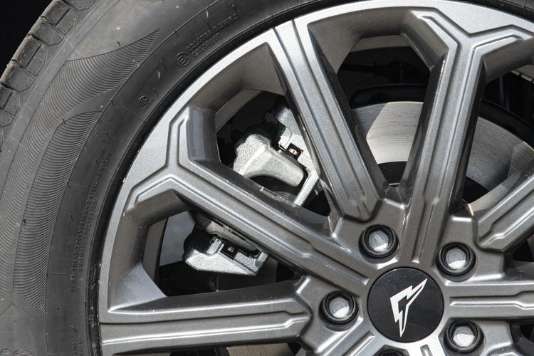 Фото машины 215