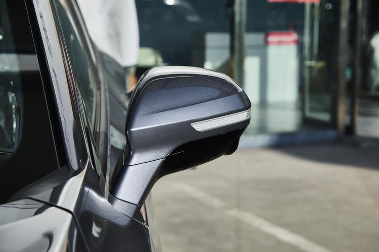 Фото машины 105