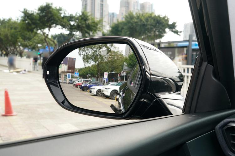 Фото машины 107