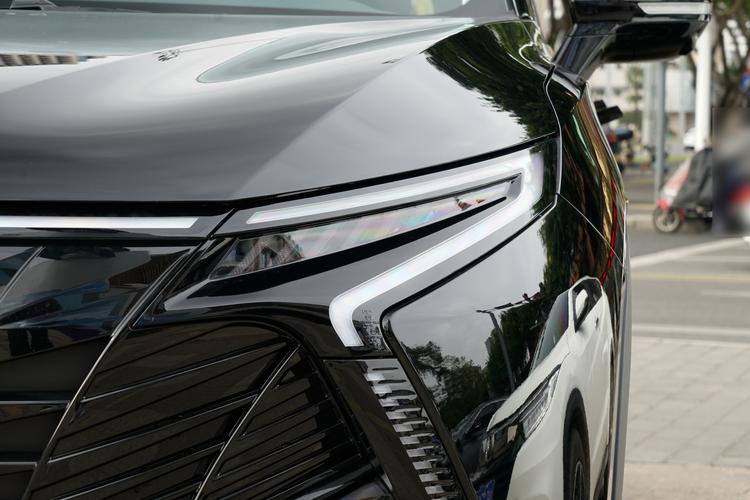 Фото машины 144