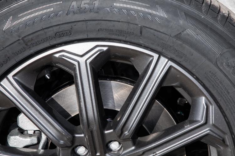 Фото машины 220