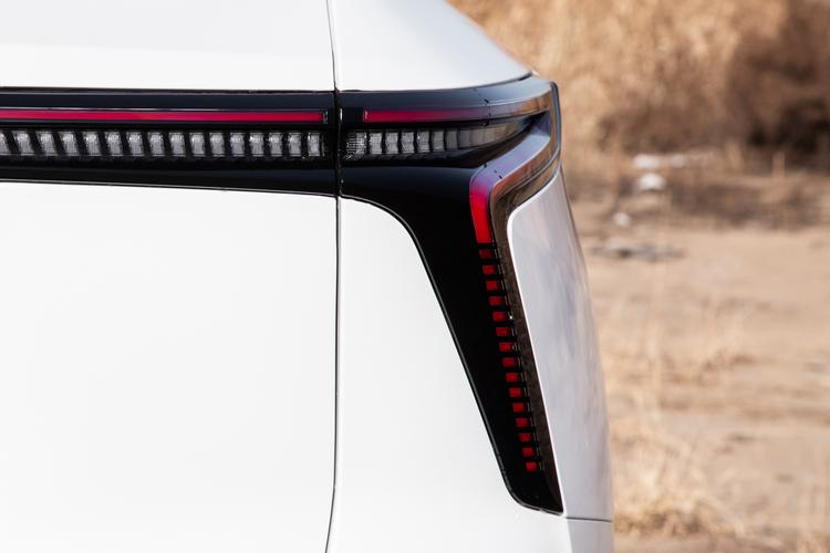 Фото машины 270