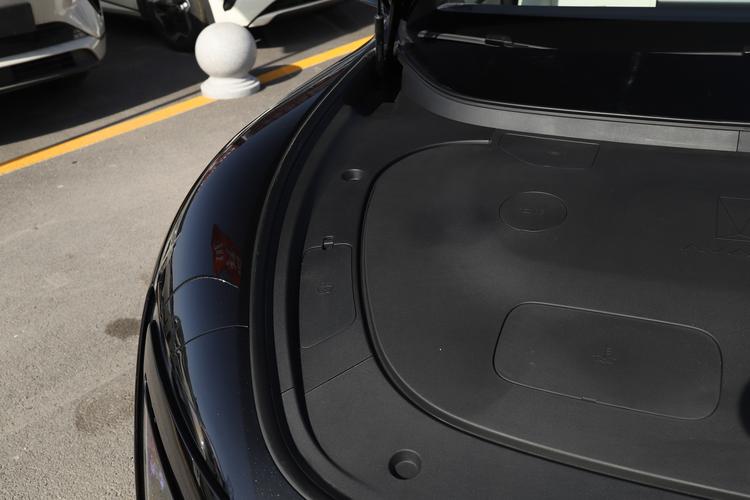 Фото машины 65