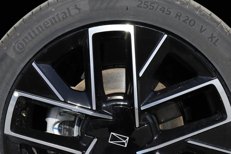 Фото машины 112