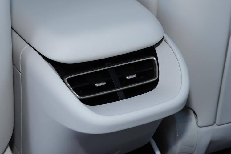 Фото машины 90