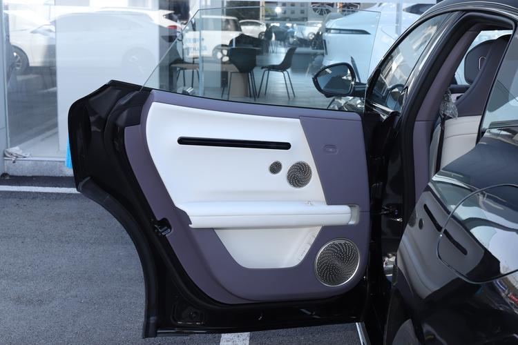 Фото машины 151