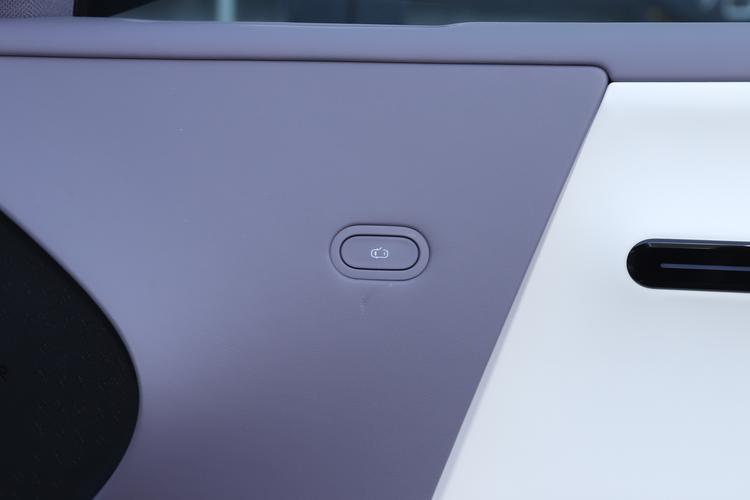 Фото машины 143