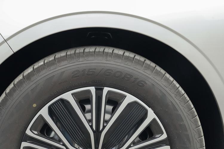 Фото машины 100