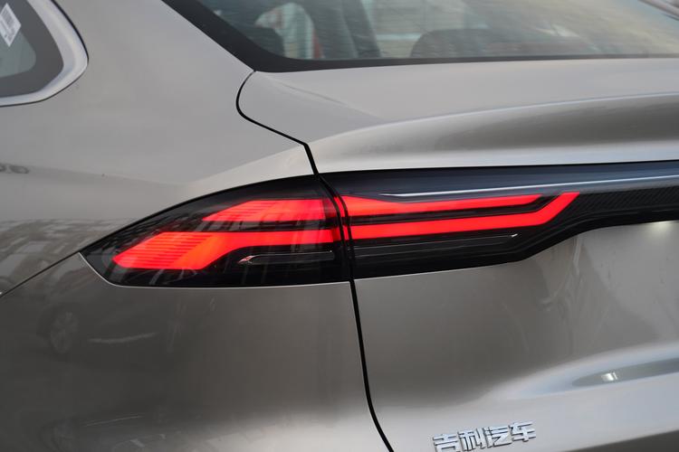 Фото машины 23