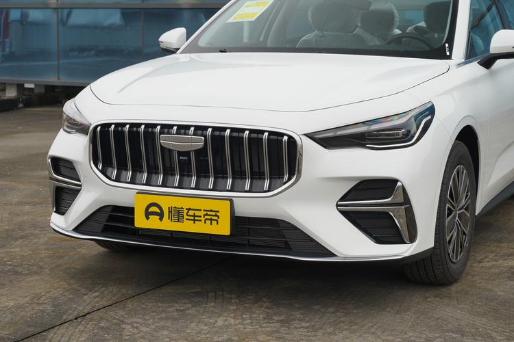 Фото машины 240