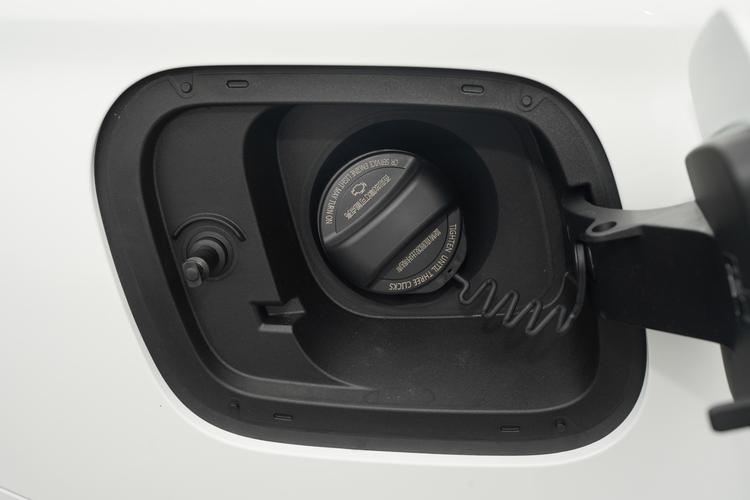 Фото машины 244