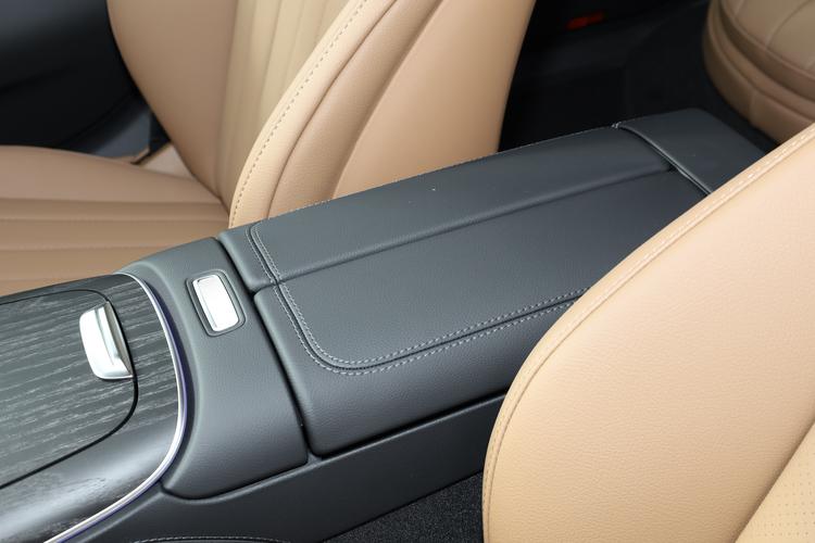 Фото машины 66