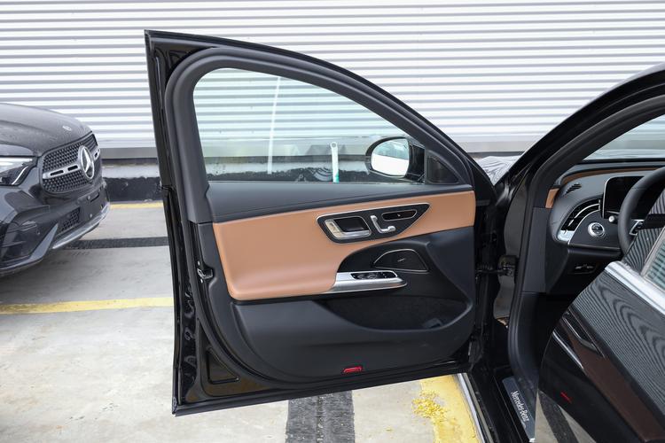 Фото машины 140