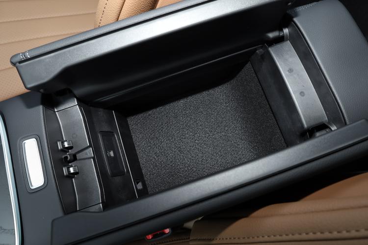 Фото машины 102