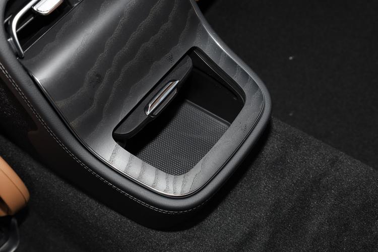 Фото машины 83