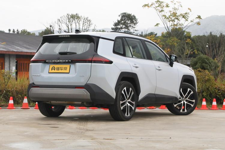 Фото машины 23