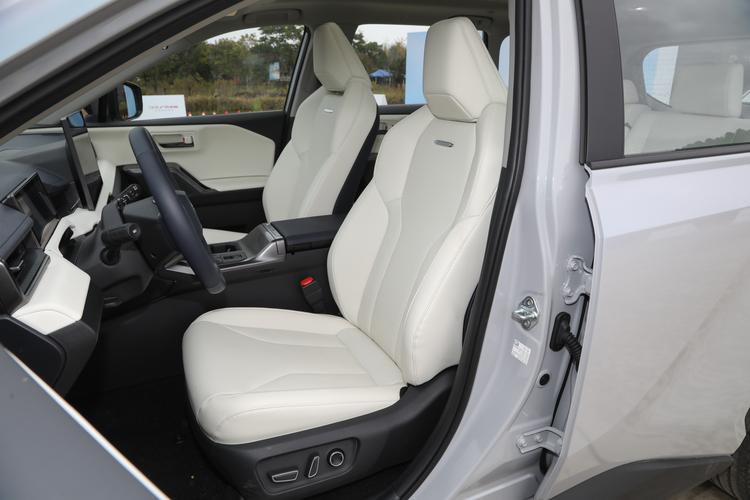 Фото машины 143