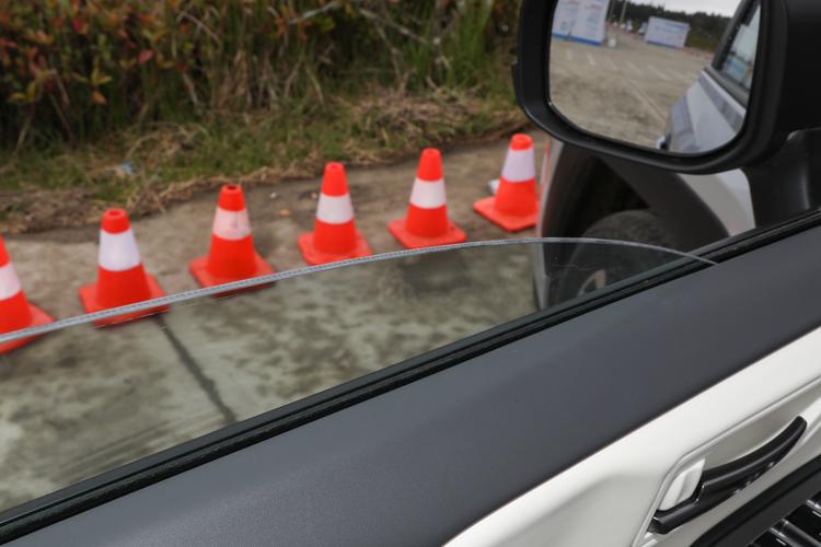 Фото машины 106