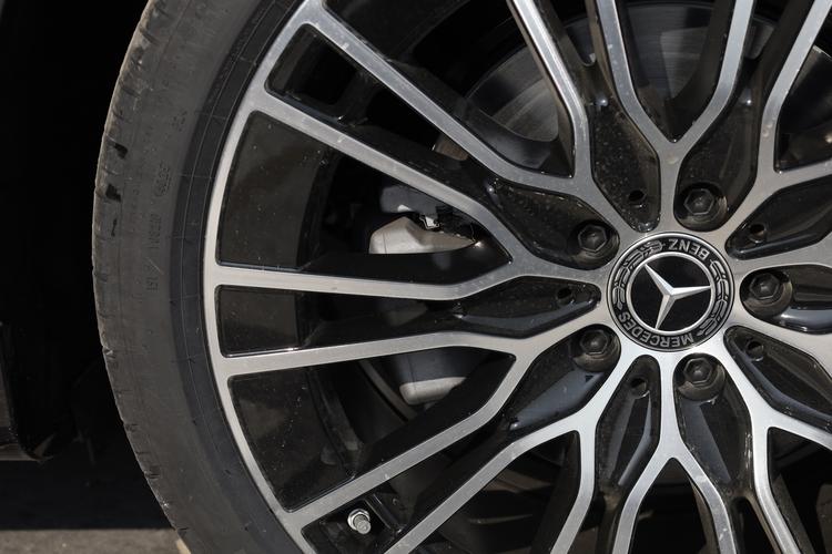 Фото машины 42