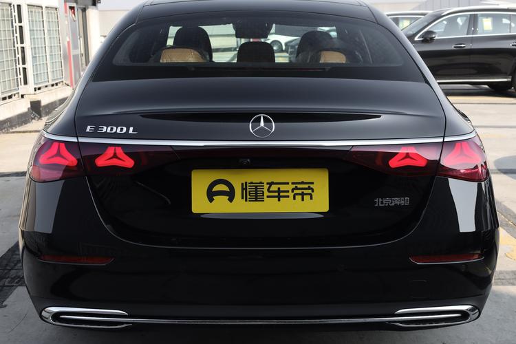 Фото машины 142