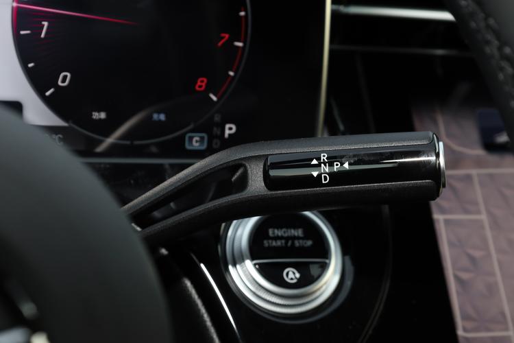 Фото машины 77