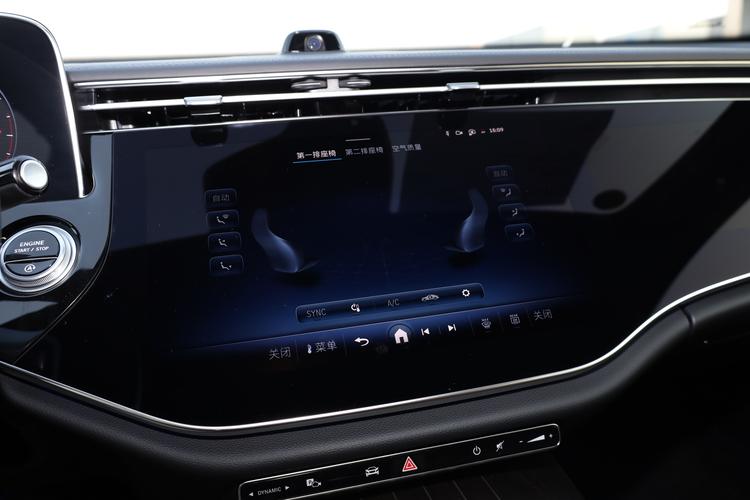 Фото машины 215