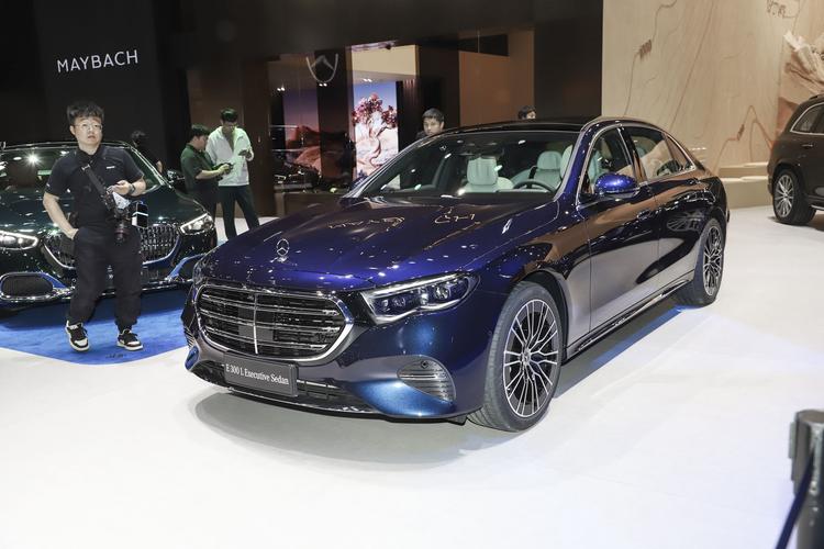 Фото машины 201